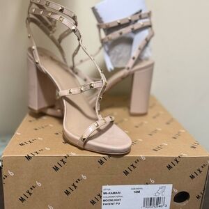 Mix No. 6 Women's Nude Strappy Heels
